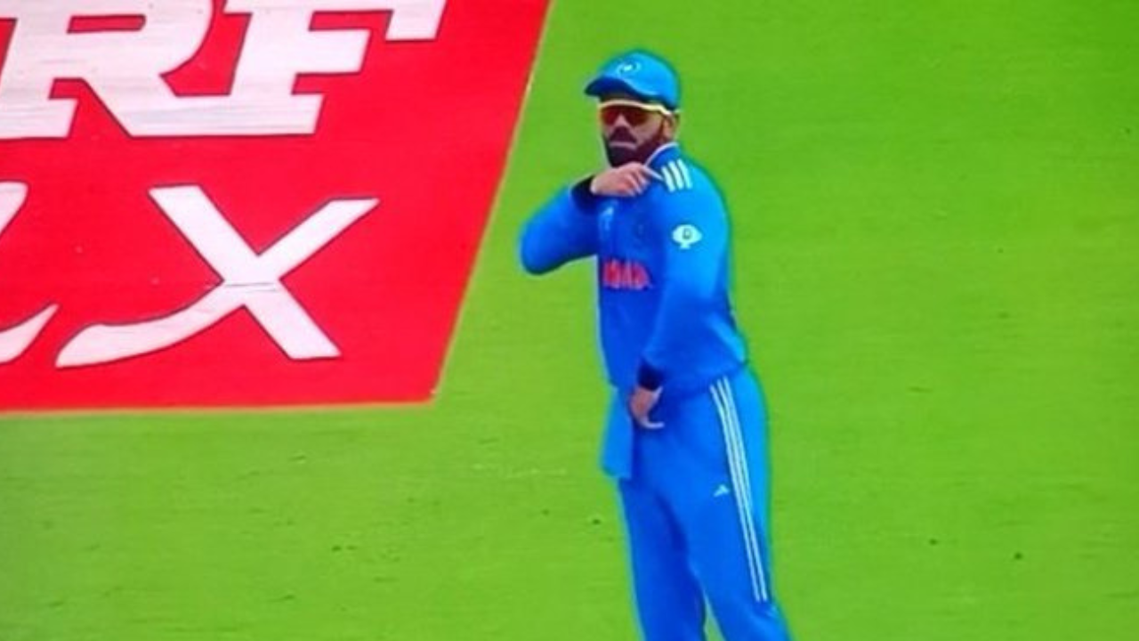 "Virat Kohli's Jersey Blunder Sparks Controversy in IND vs. PAK World Cup Match"